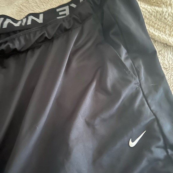 Nike Dri-Fit Cropped Joggers 3x - Picture 3 of 4